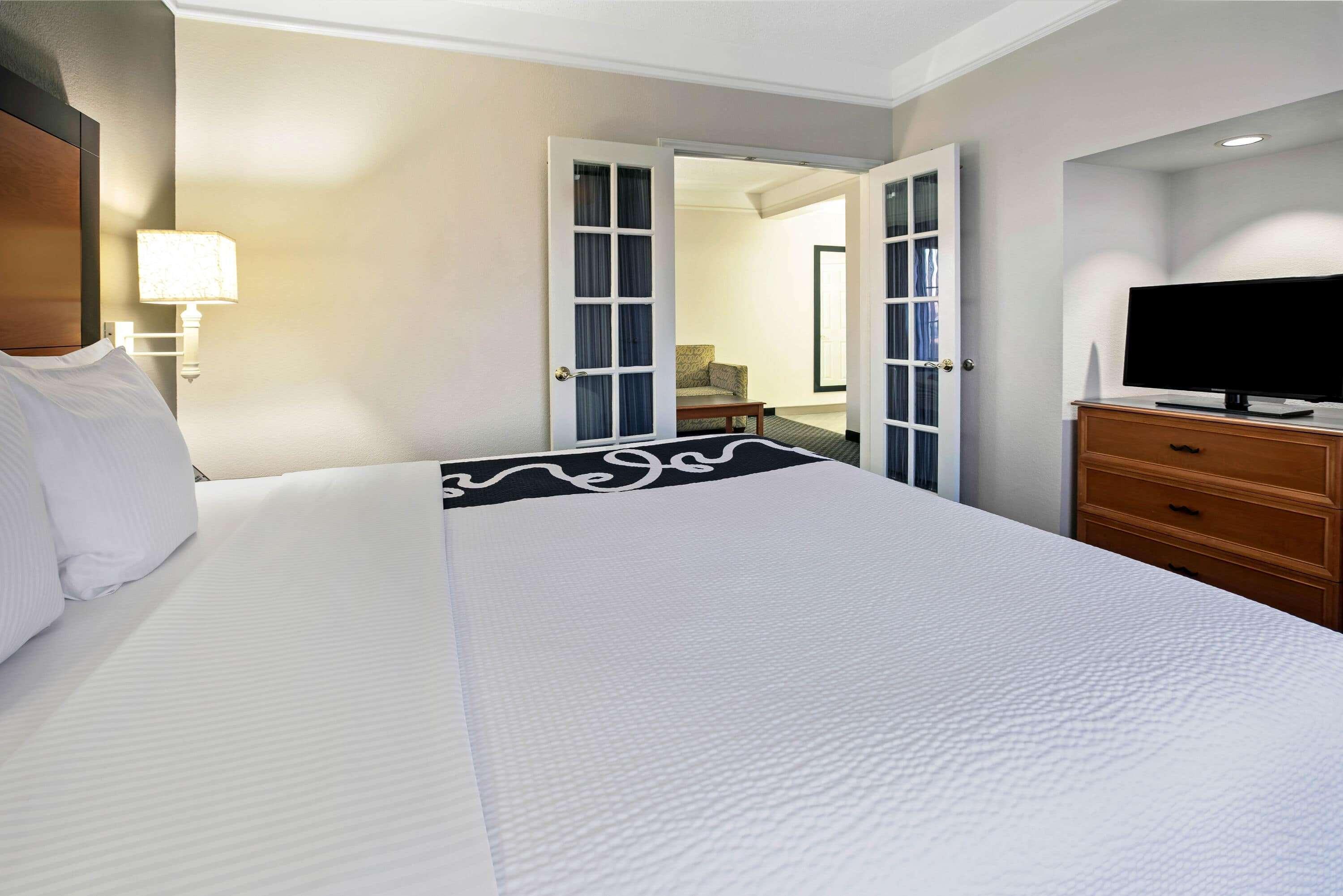 La Quinta By Wyndham Dallas Arlington South Extérieur photo