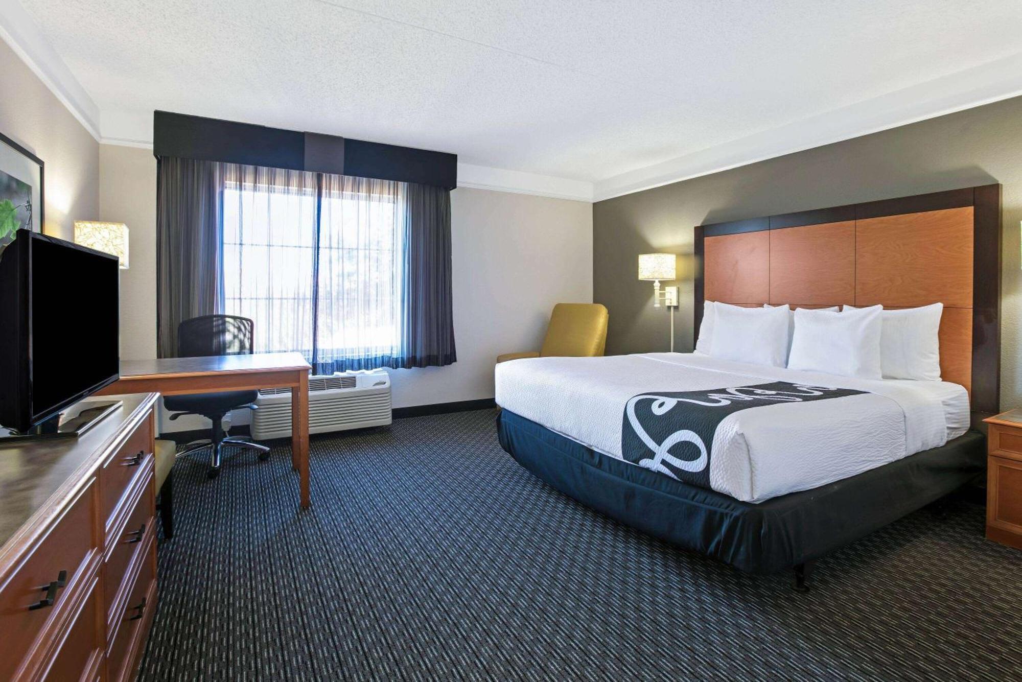 La Quinta By Wyndham Dallas Arlington South Extérieur photo