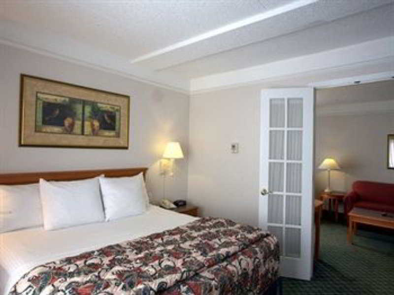 La Quinta By Wyndham Dallas Arlington South Extérieur photo
